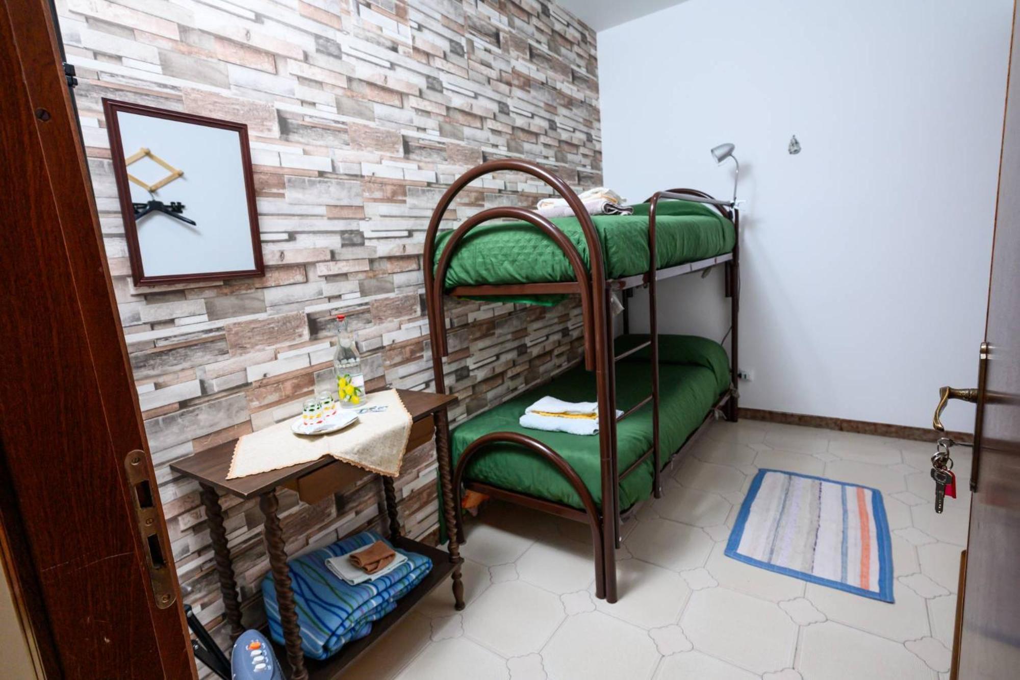 B&B Chiaro Di Luna Corleone Exterior photo