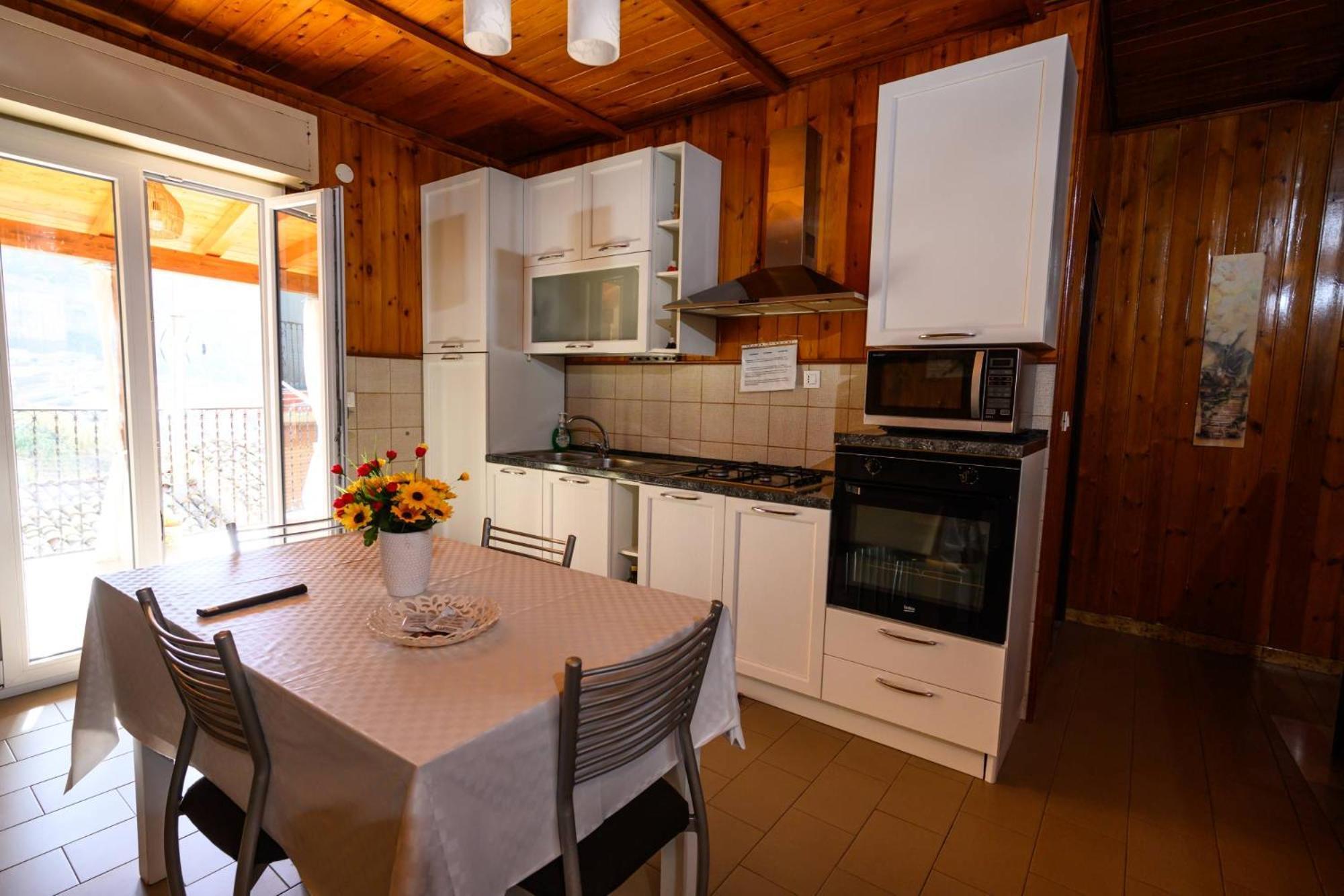 B&B Chiaro Di Luna Corleone Exterior photo